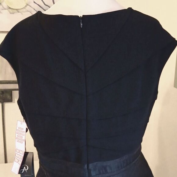 NWT Adrianna Papell Evening Dress - Picture 7 of 13